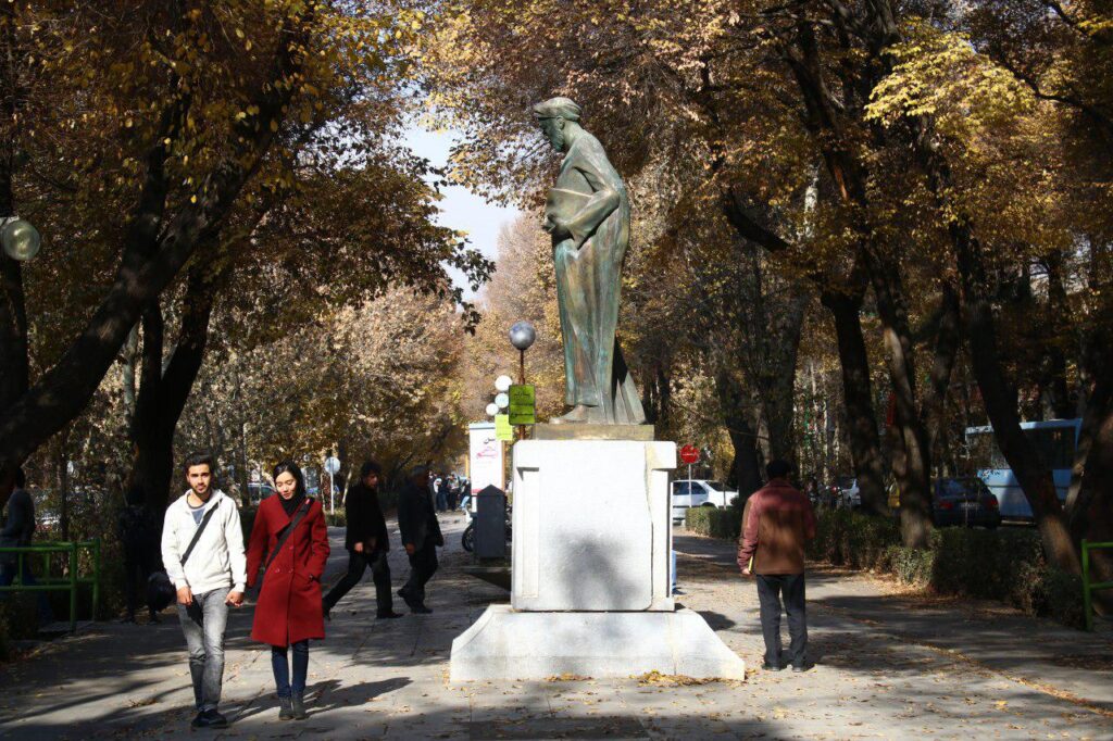 The bitter Shahrivar