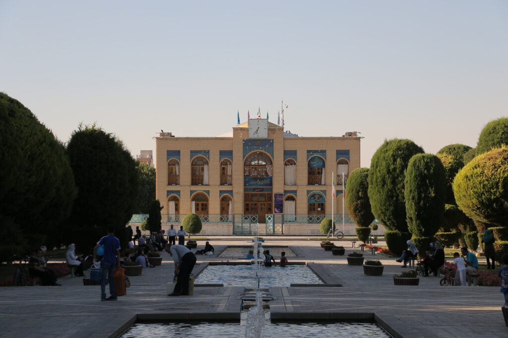 Hafez and Saljuqi Garden, Safavid Garden - Esfahan Ziba